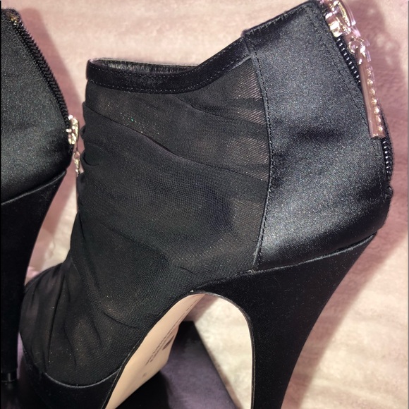 New Chinese Laundry Platform Stilettos - Picture 4 of 14